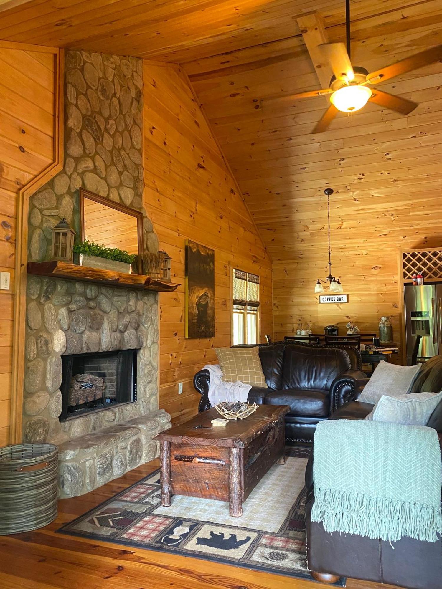 The Cozy Lazy Laurel With Year-Round Mountain Views, Hot Tub, Fire Pit Villa Cherry Log Ngoại thất bức ảnh