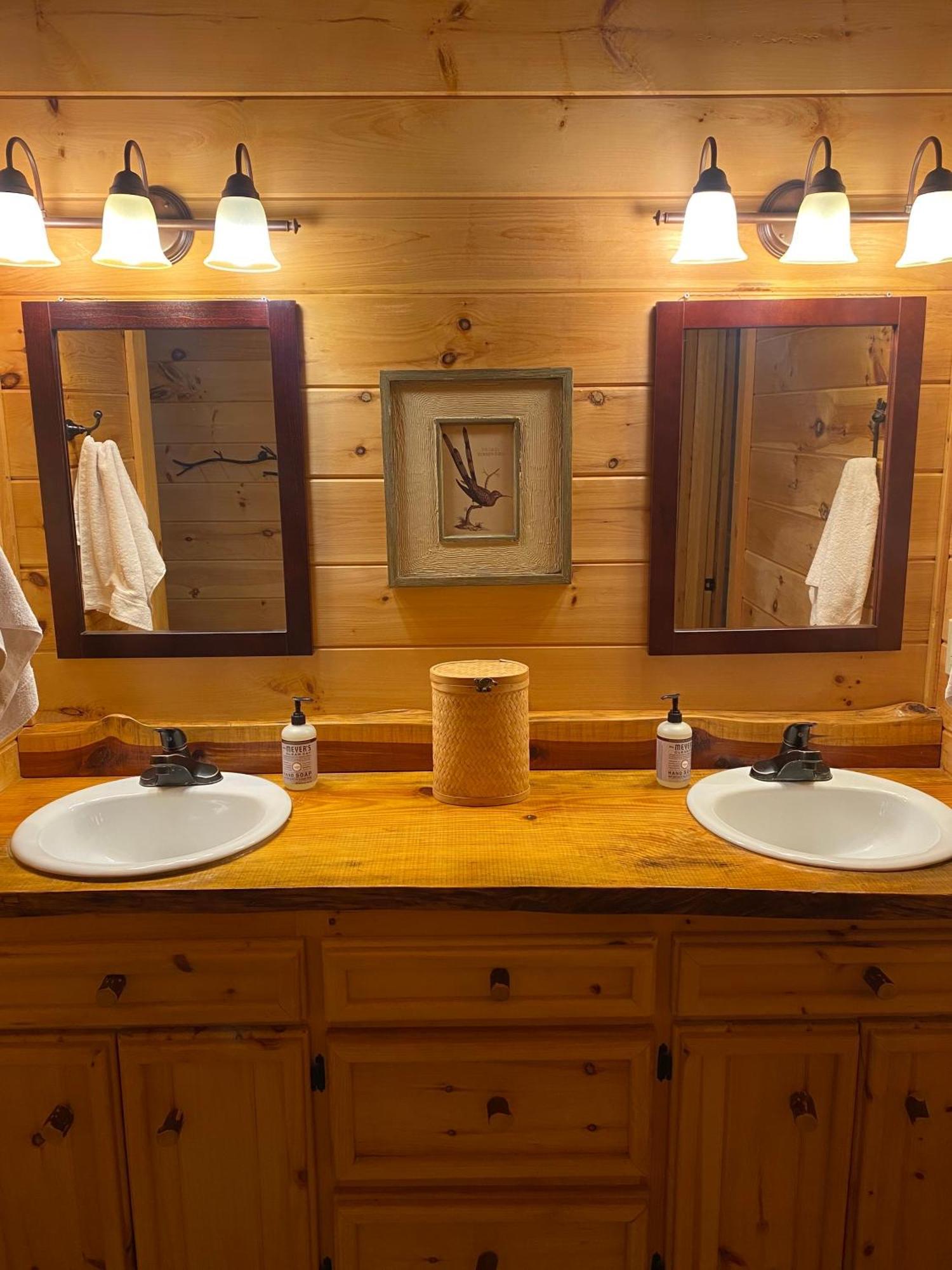 The Cozy Lazy Laurel With Year-Round Mountain Views, Hot Tub, Fire Pit Villa Cherry Log Ngoại thất bức ảnh